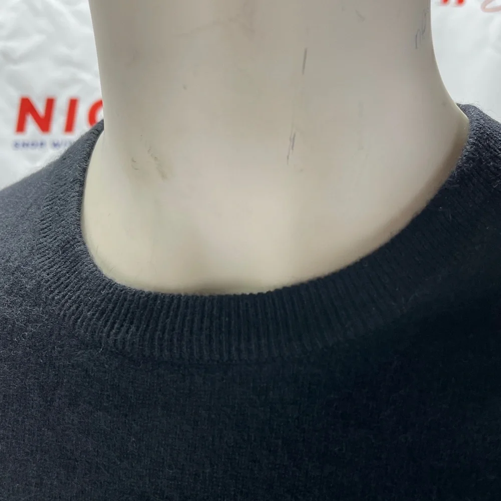 Naadam Menās Crewneck Sweater | 100% Mongolian Cashmere | Soft Collection. - Picture 6 of 8